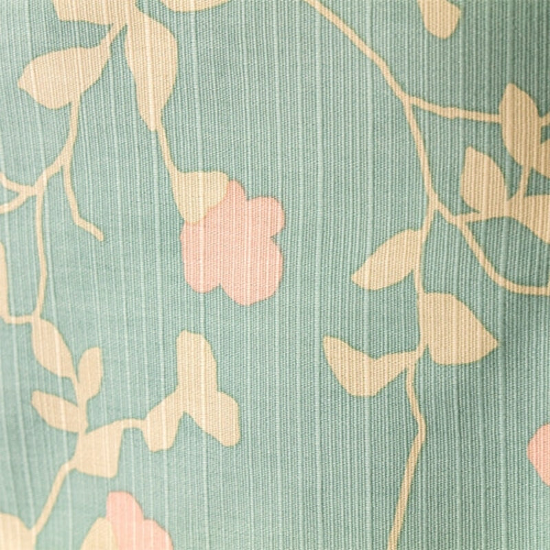 Blommig japansk furoshiki 90x90 cm