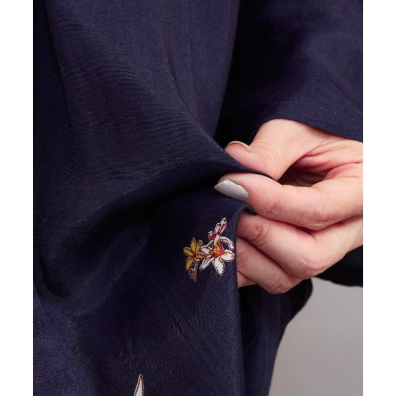 Kimono med lång kran för kvinnor En storlek