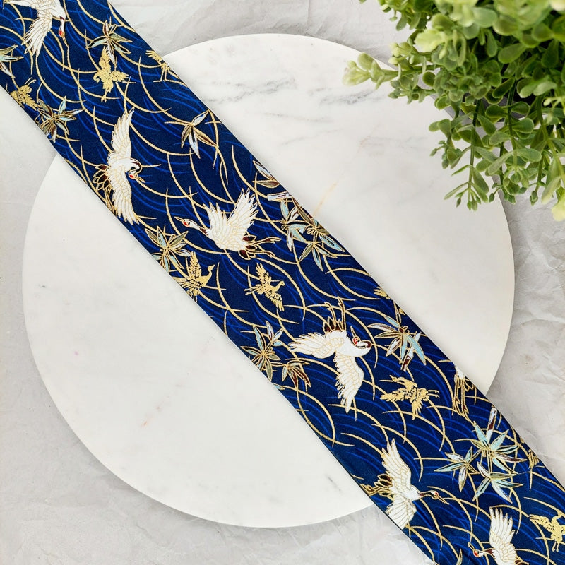 Marinblått Obi bälte med Tsuru design