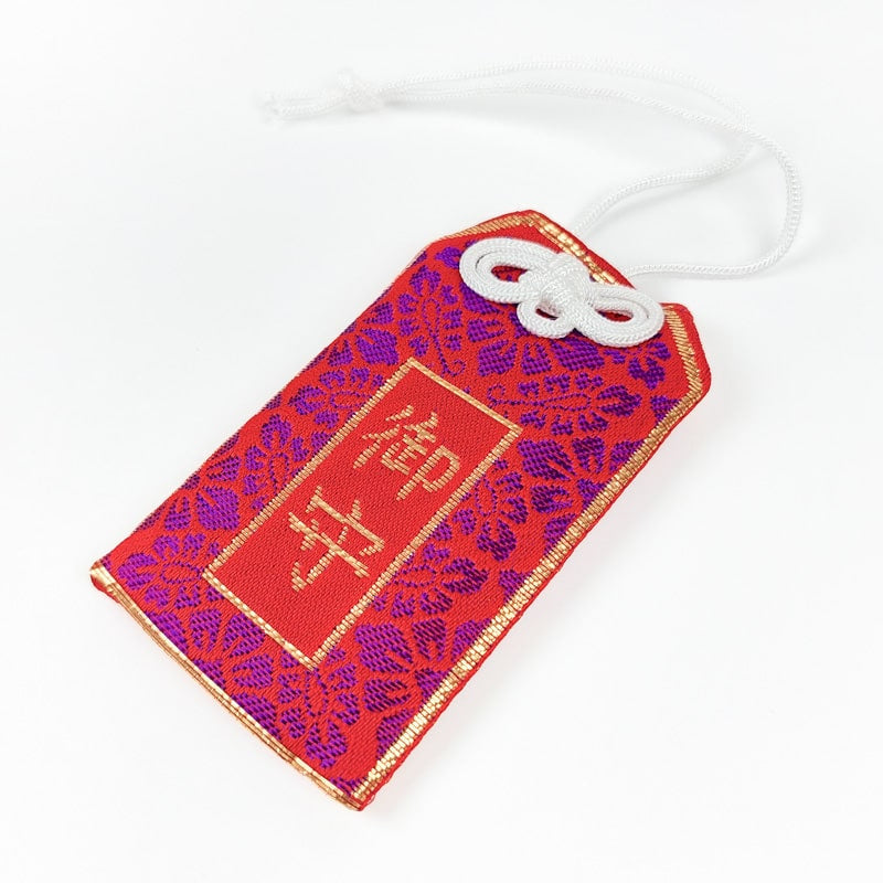 Omamori japansk röd