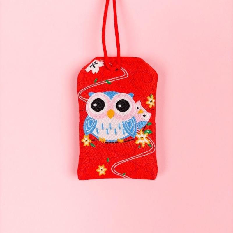 Omamori Kawaii Röd Uggla