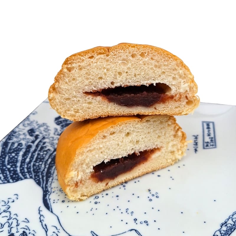 Briochebröd med fyllning av röda bönor