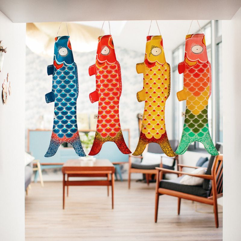 Regnbåge Koinobori 70 cm