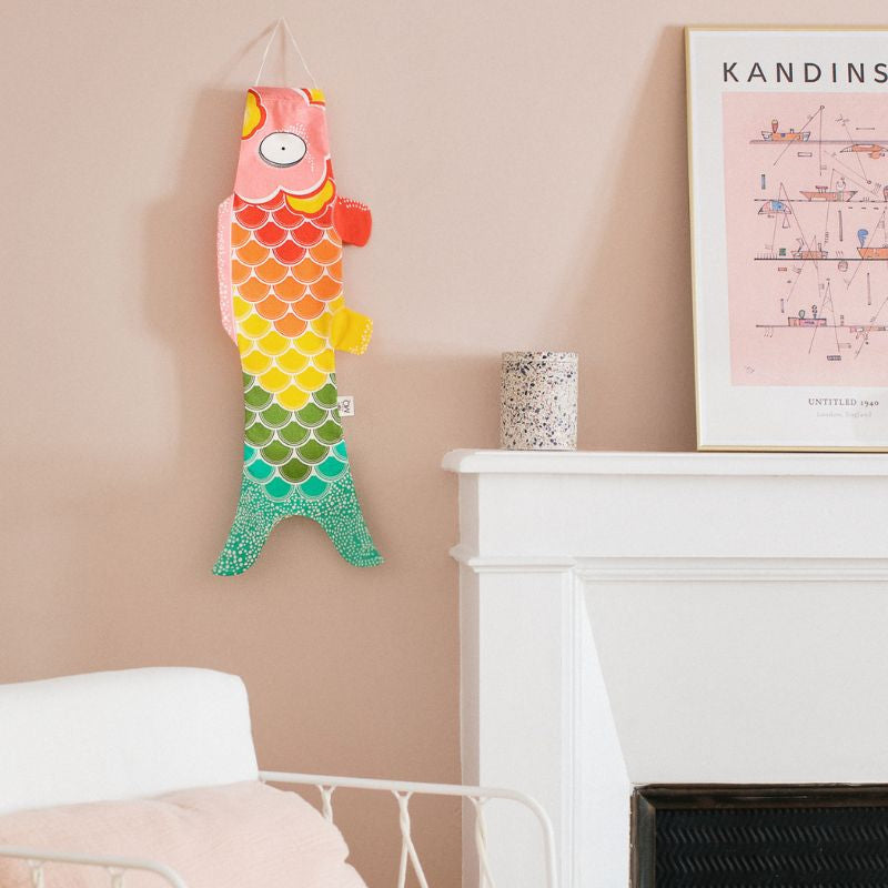 Regnbåge Koinobori 70 cm