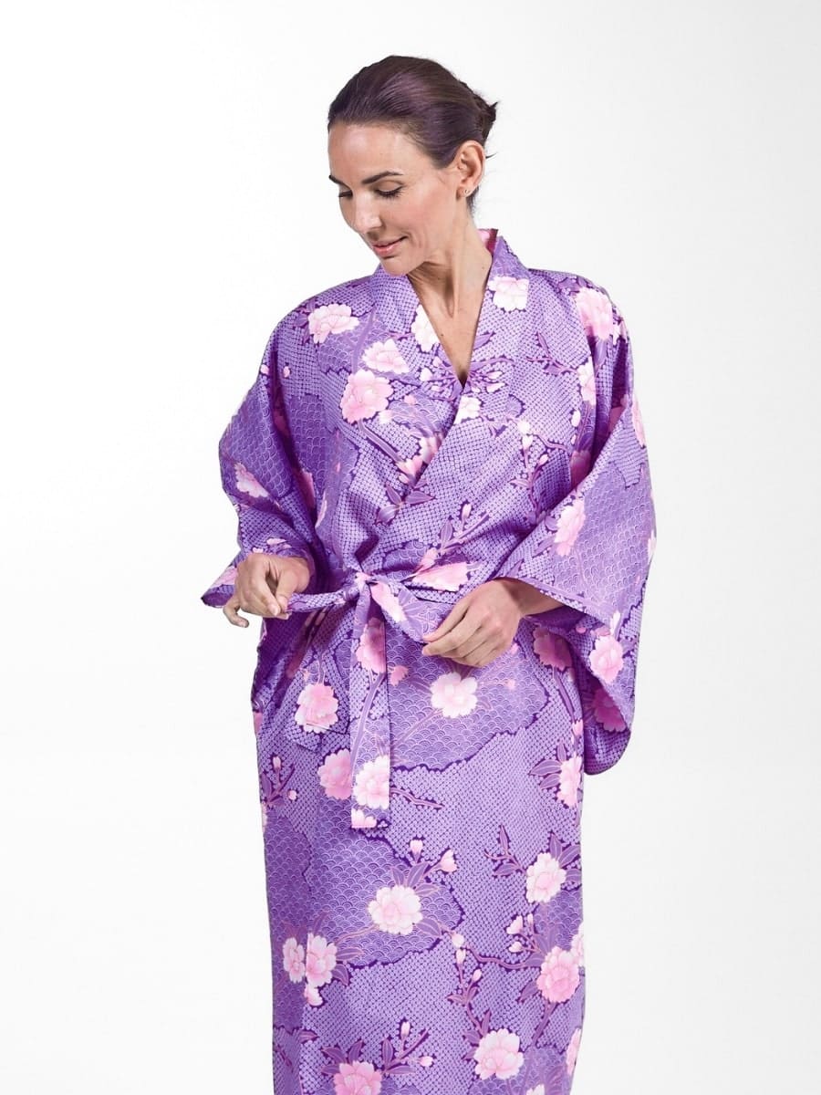 Yukata Kimono Sakura to Kumo för kvinnor