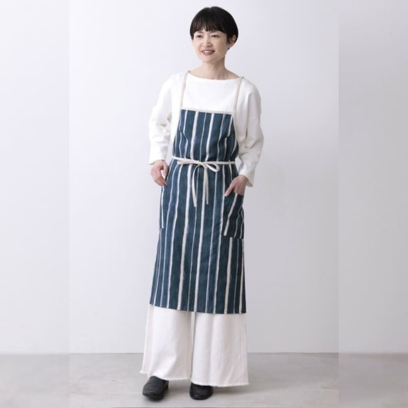 Blå randig japansk dubbelknäppt förkläde