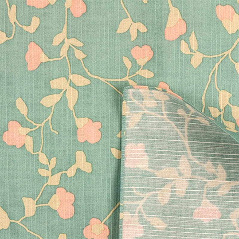 Blommig japansk furoshiki 90x90 cm