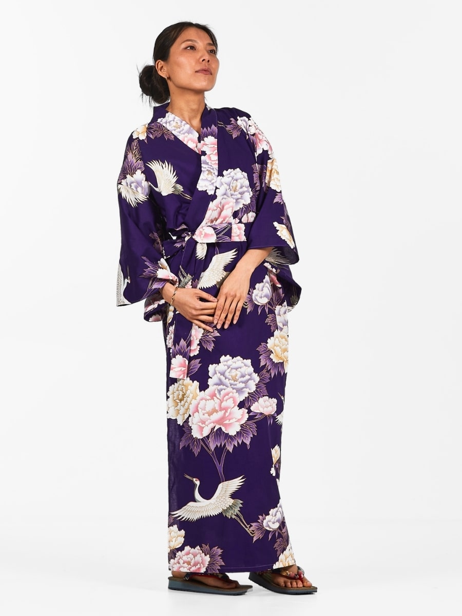 Japansk kimono för kvinnor Botan to Tsuru En storlek