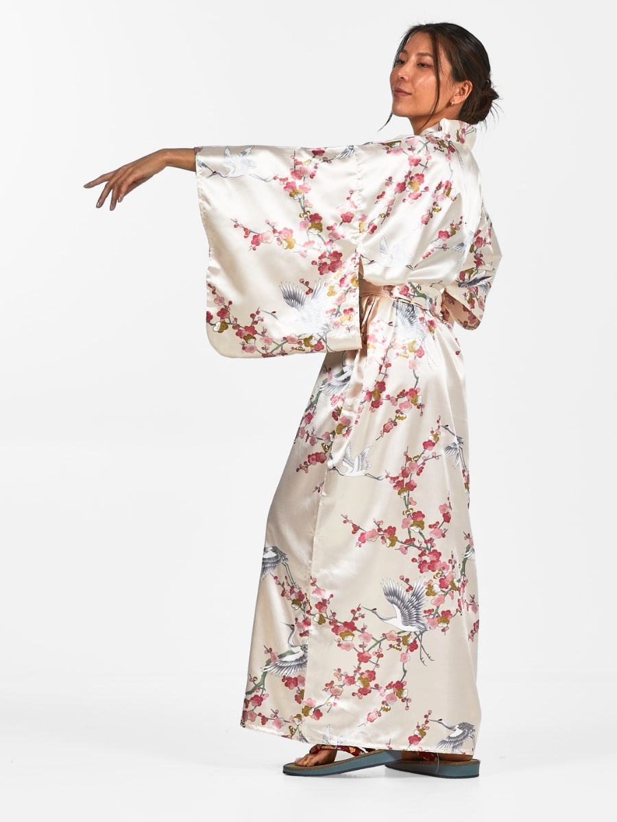 Japansk kimono för kvinnor Ume to Tsuru En storlek
