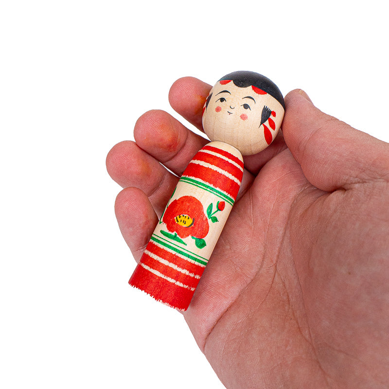 Japansk Kokeshi-docka - Tsubaki Kamelia - 9 cm