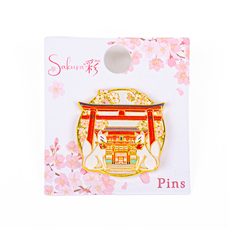 Japansk metallpin med Torii-motiv