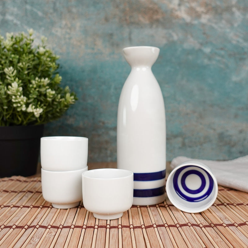 Japansk sake servering