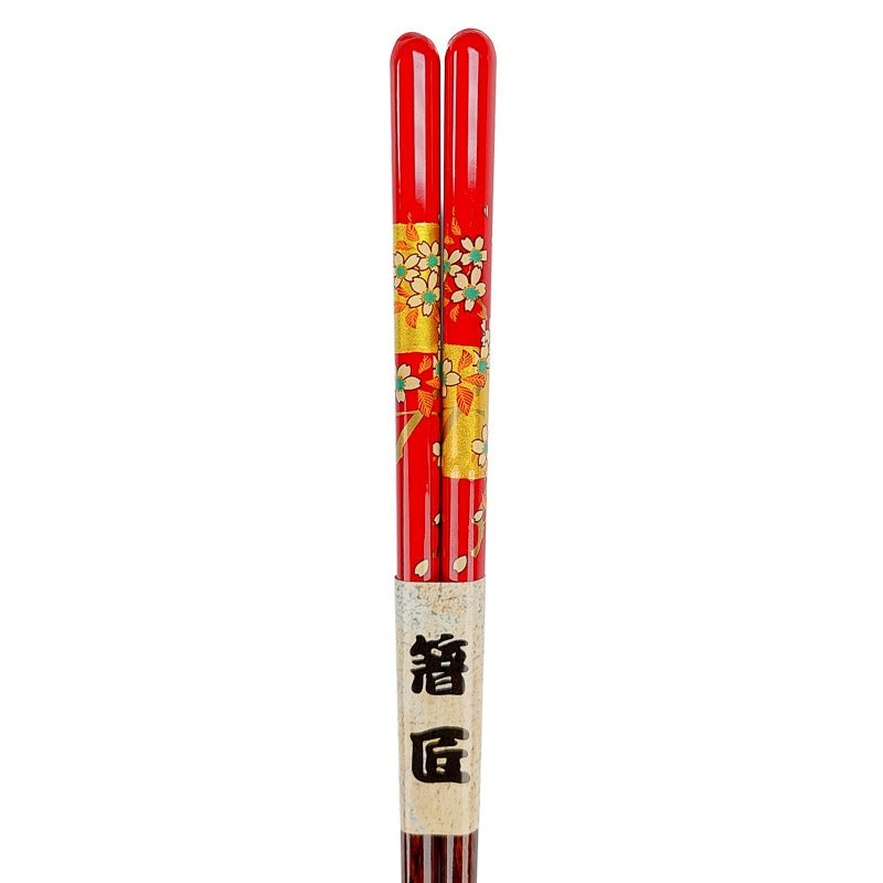 Japanska röda ätpinnar