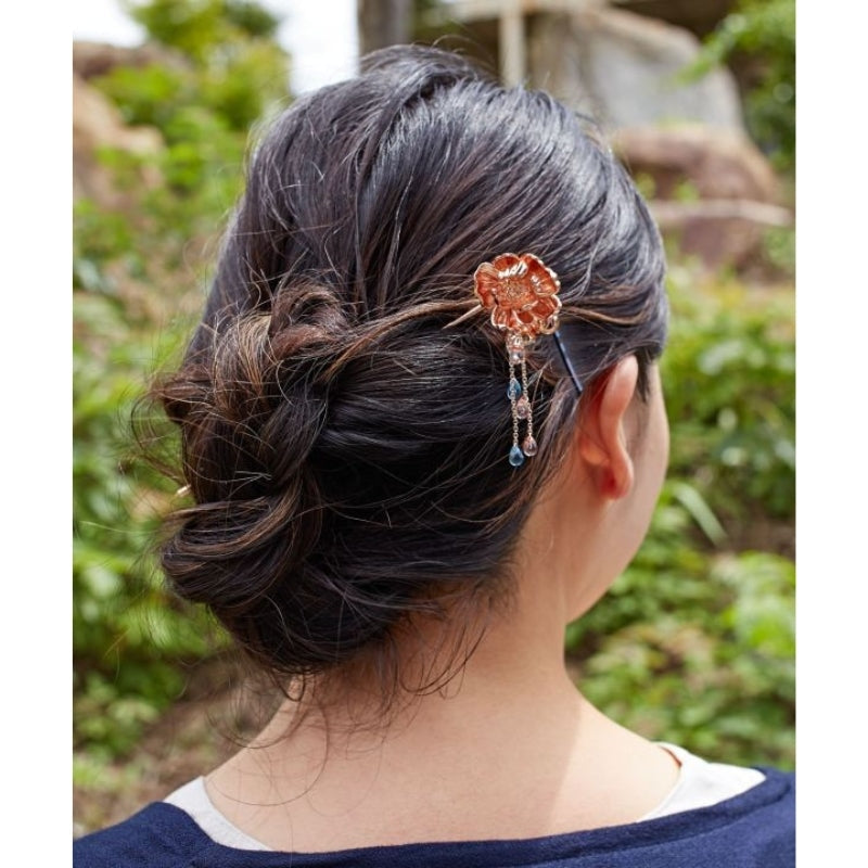 Kanzashi pionblomma