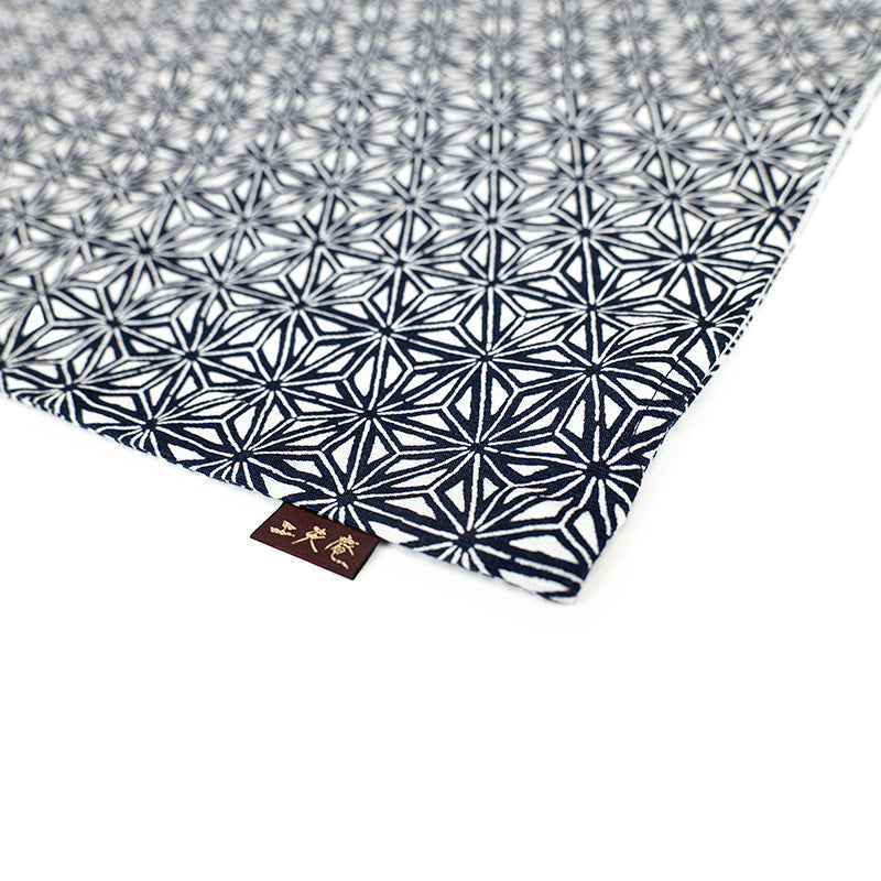 Kuddfodral Japanskt Motiv Asanoha – 50x50 cm