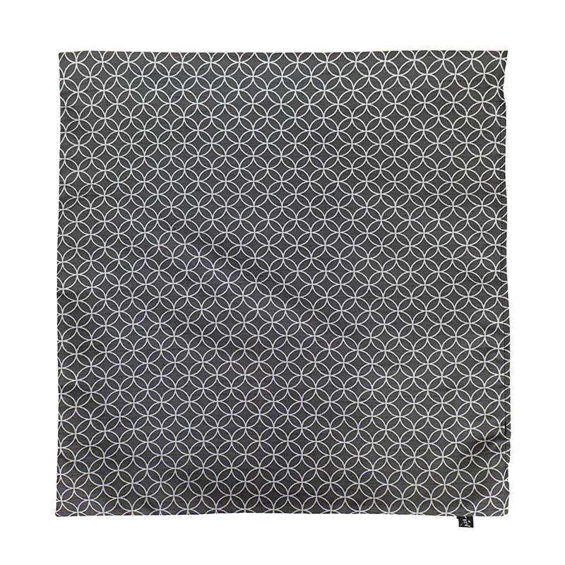 Kuddfodral Japanskt Motiv Shippo Grått – 50x50 cm