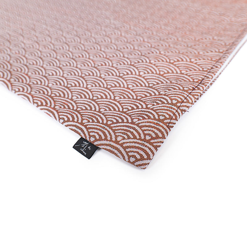 Kuddfodral Japanskt Tsumugiori Seigaiha – 50x50 cm
