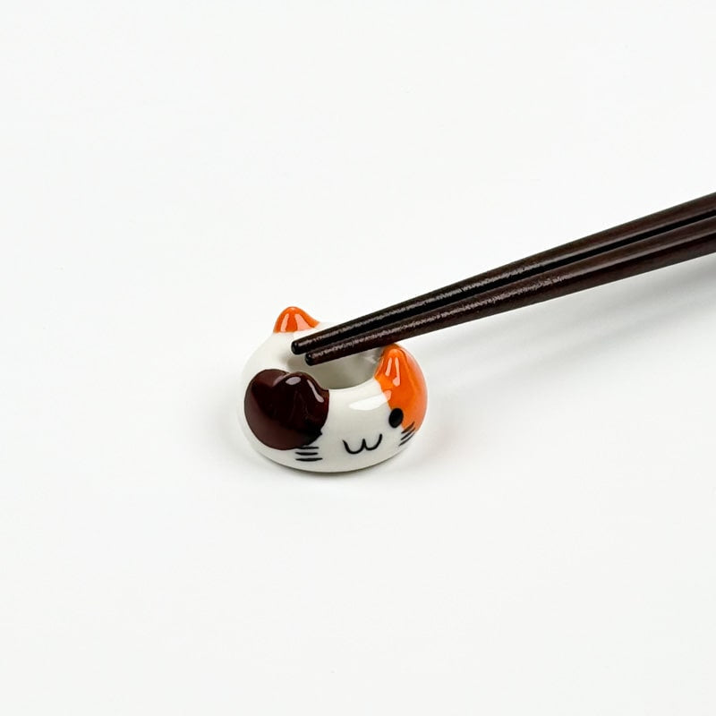 Neko japanskt ätpinneset