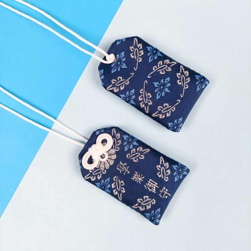 Omamori Bleu Akademisk framgång