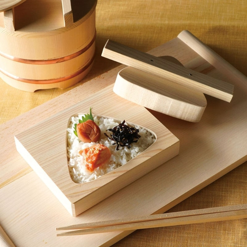 Onigiri XL gjutform Cypress trä