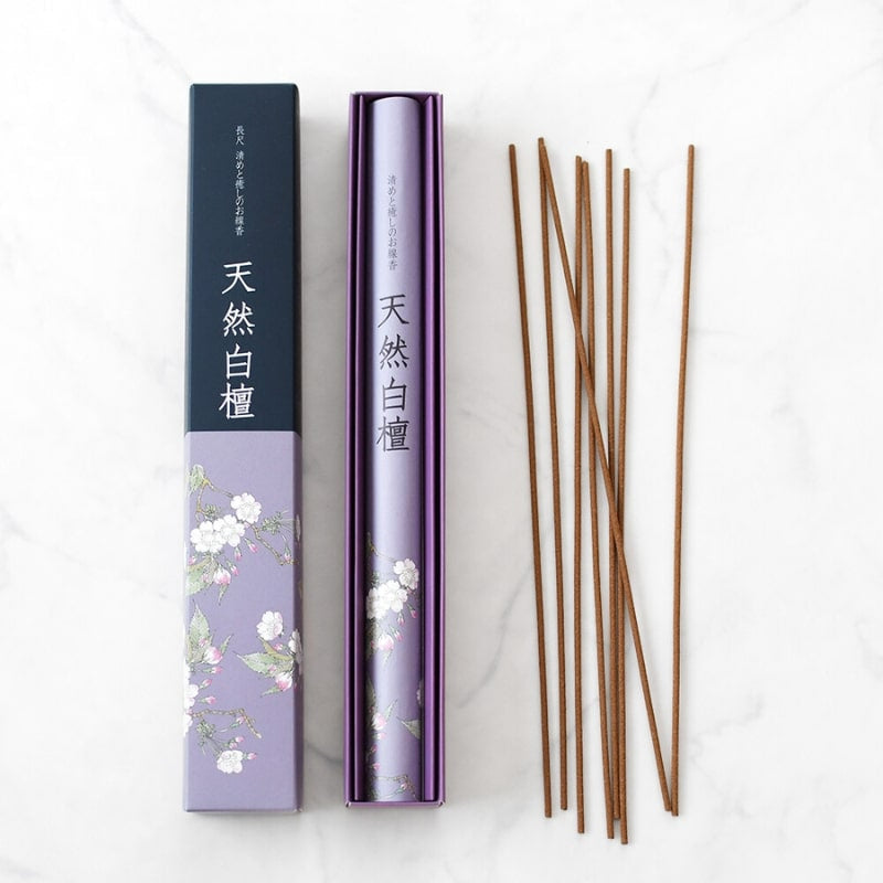 Renande naturlig japansk rökelse