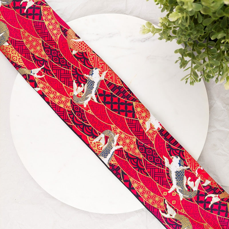 Rött Obi bälte med Koi Carp design