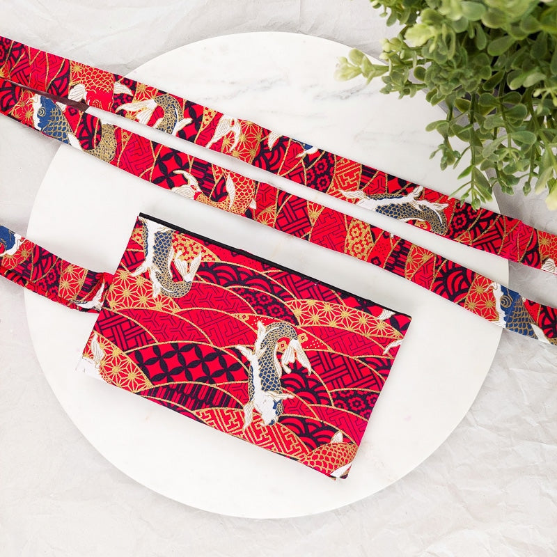 Rött Obi bälte med Koi Carp design