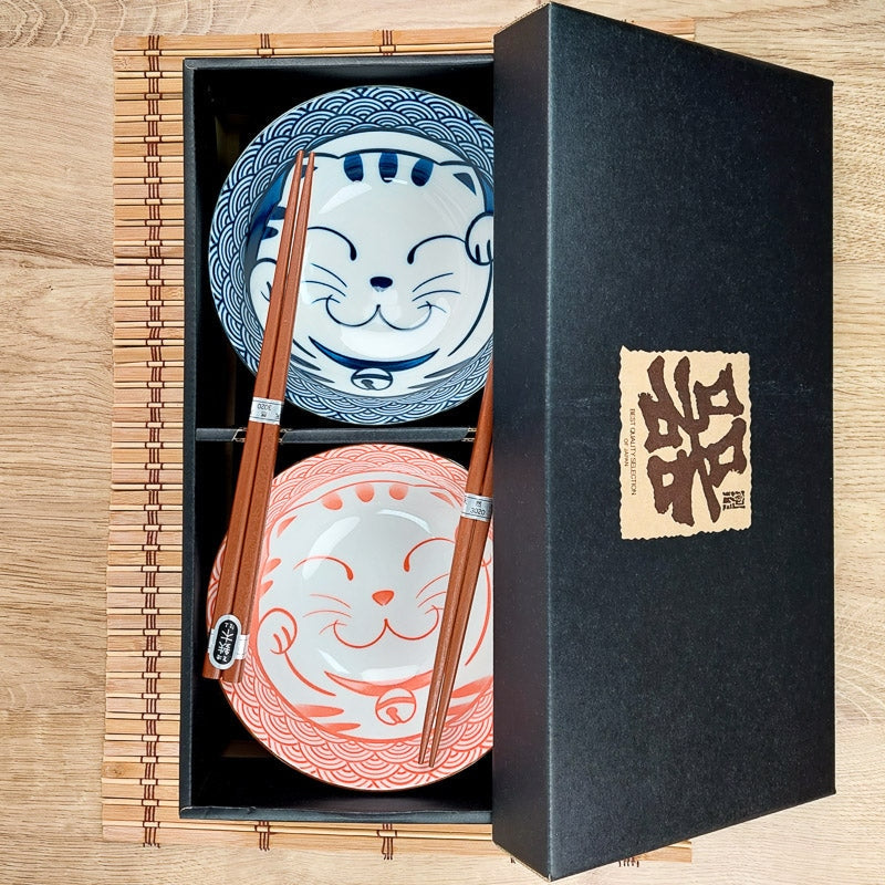 Set med 2 japanska kattskålar