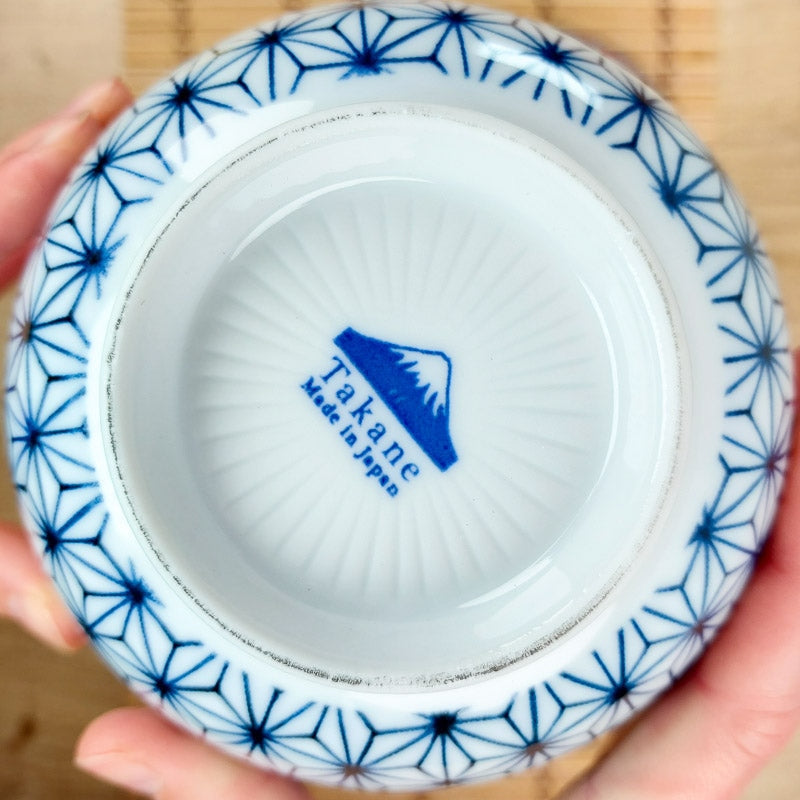 Set med 2 japanska skålar av märket Asanoha