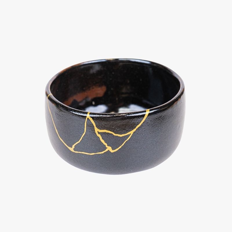 Svart japansk matchaskål Kintsugi