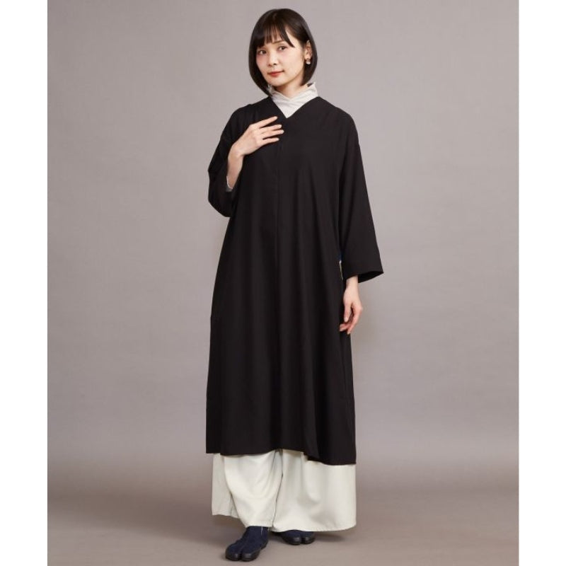 Svart Modern Japansk Klänning En storlek