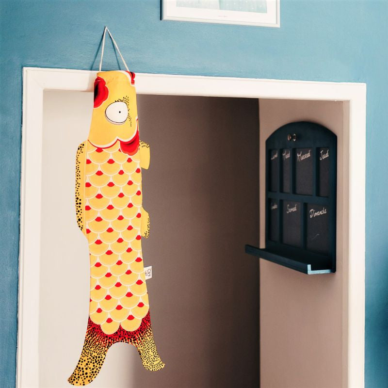 Traditionell gul Koinobori 70 cm