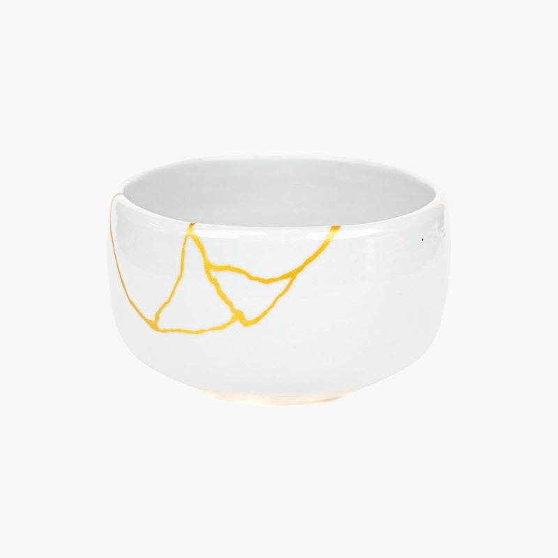 Vit japansk matchaskål Kintsugi